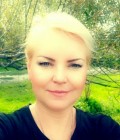 Rencontre Femme : Елена, 57 ans à Russie  Ангарск